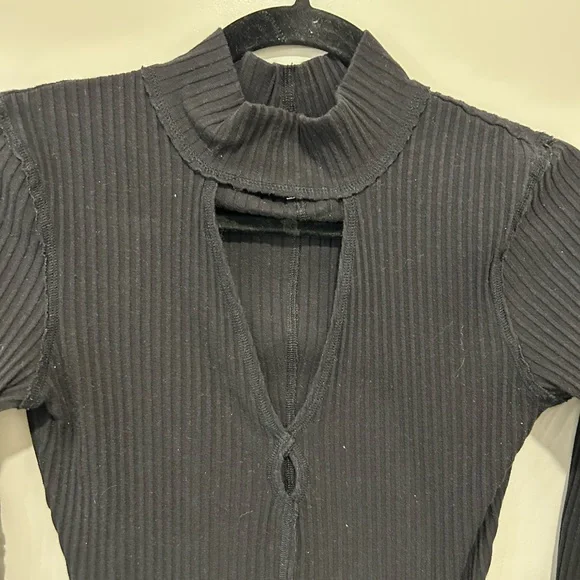 Free People Intimates Keyhole Mockneck long sleeve - Picture 5 of 6